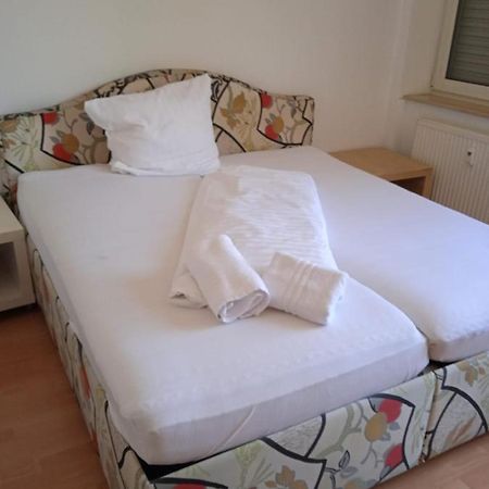 Apartment Mit 3 Schlafzimmer 凯撒斯劳滕 外观 照片