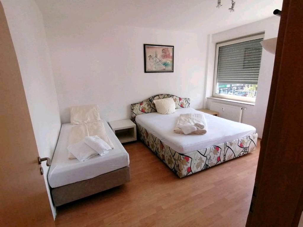 Apartment Mit 3 Schlafzimmer 凯撒斯劳滕 外观 照片